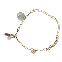 Bracelet en plaqué or avec charms